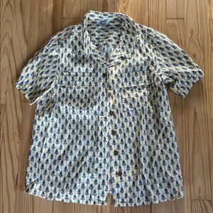 Duluth Trading Co Blue and White Button Down Shirt